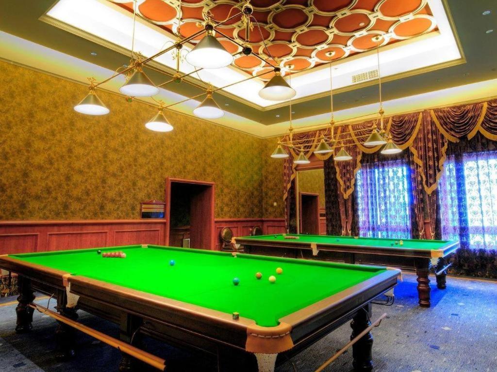 China Palace Hotel 4*